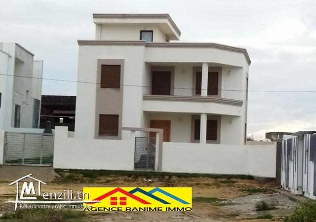 Villa dégagée a la mer a el haouaria cap bon