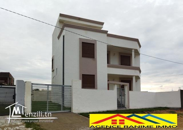 Villa dégagée a la mer a el haouaria cap bon