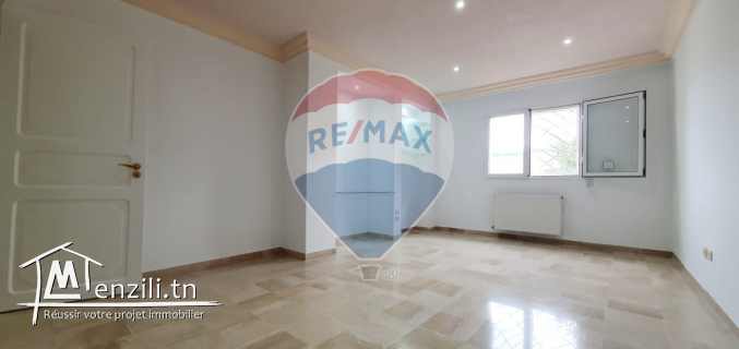 Duplex à louer à la Marsa (cité les pins)