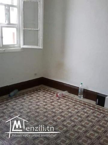 a louer appartement s+1 98696928