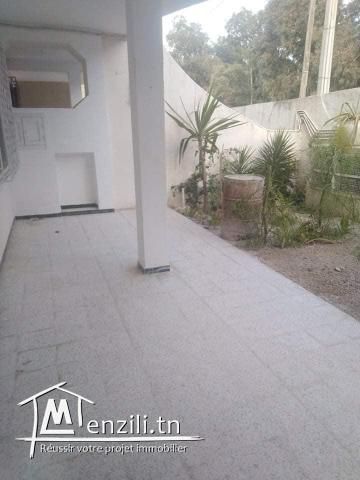 a louer hall+3 à rades 98696928