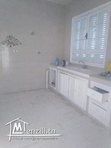 a louer hall+3 à rades 98696928