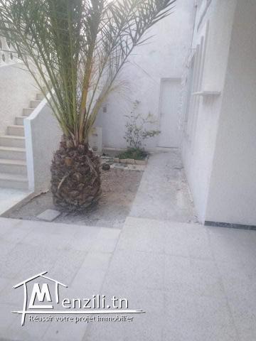 a louer hall+3 à rades 98696928