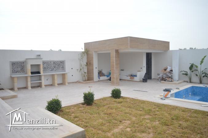 villa à vendre de 586 m2 a hammamet 