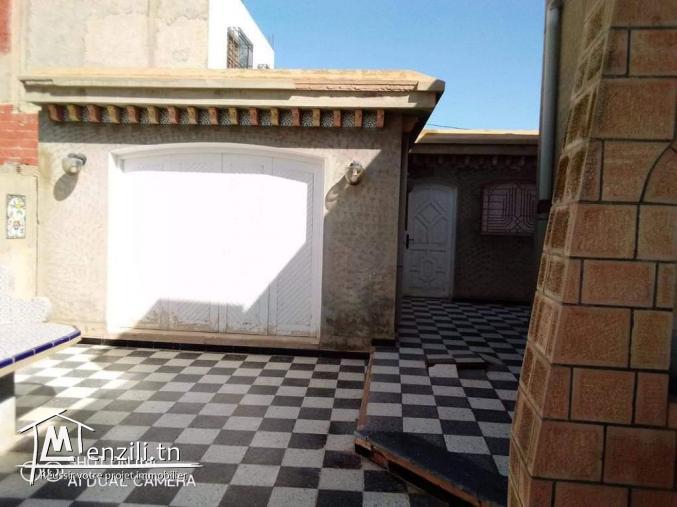 Belle villa a vendre a route soukra sfax