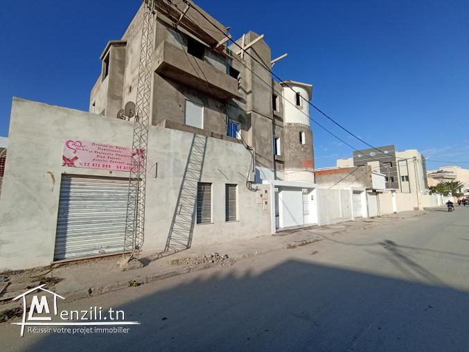 Villa de luxe cité el yosr manouba Cartier chic et calme emplacement stratégique