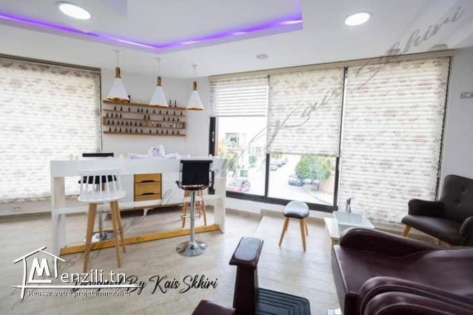 A vendre à Rue de La Bourse Lac 2, Local Commercial 100m2