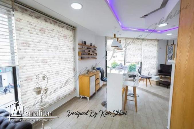 A vendre à Rue de La Bourse Lac 2, Local Commercial 100m2