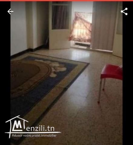 دار للبيع في مونفلوري