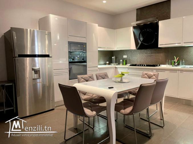 a vendre une luxueuse villa a Marina Gammarth