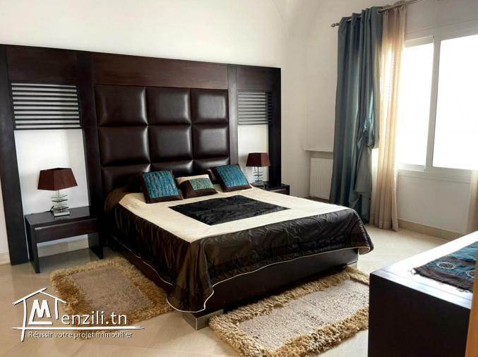 a vendre une luxueuse villa a Marina Gammarth