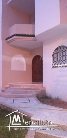 Villa HS à cité khalil Ariana