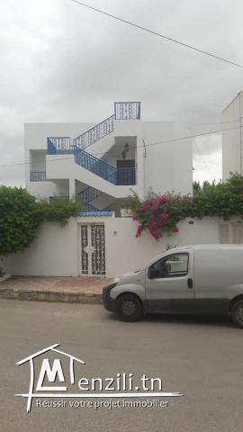 Villa 427m2 à Cité Ennasr 1