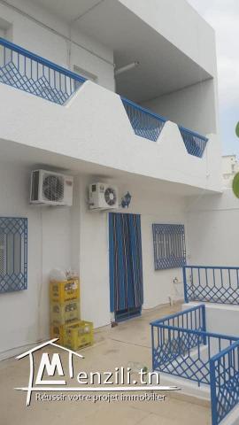 Villa 427m2 à Cité Ennasr 1