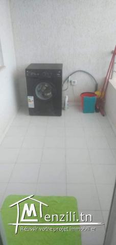 Studio 74m2 à cité ennasr