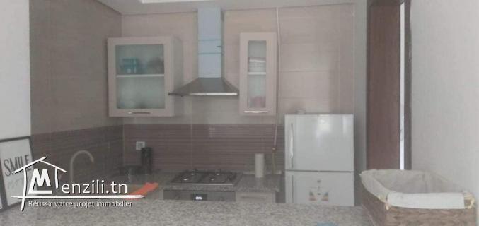 Studio 74m2 à cité ennasr