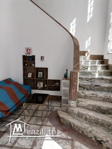 Villa à Belvédère 318m2