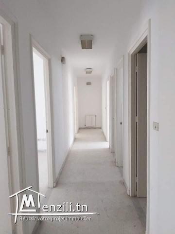 appartement au lac 1 à usage de bureau  à vendre