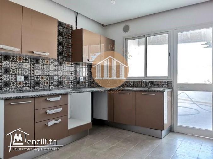 A-VENDRE _ Un appartement s 3 de 137.19m² à BORJ CEDRIA