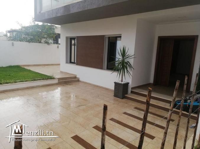 Villa NIÇOISE - à Bni Khiar :