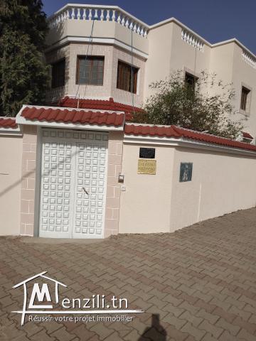 Villa de 500m2 à vendre à Gazella (Ariana)