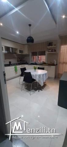 Vente maison 200 m²  + 2 S2  (30 m2 et 40m2)