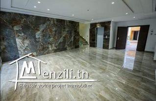 Triplex Avec Piscine À Nouvelle Résidence Luxueuse De La Soukra