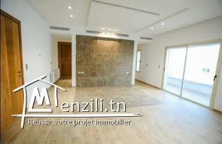 Triplex Avec Piscine À Nouvelle Résidence Luxueuse De La Soukra