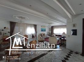 Une villa de charme dans un quartier très calme