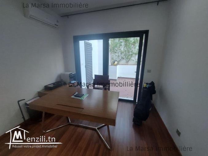 A Louer une belle villa s4 avec piscine et jardin à Carthage