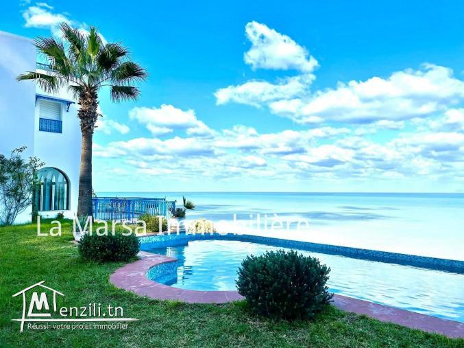 A Louer une villa s4 vue mer avec piscine et jardin à Sidi Bou Said