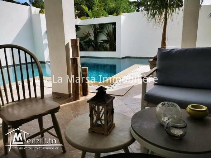 A Vendre une villa avec piscine et jardin à Gammarth