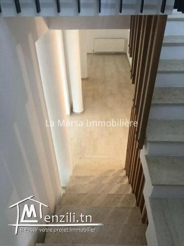 A Louer duplex s3 avec jardin à La Marsa