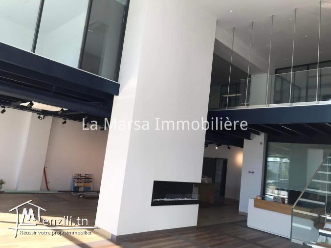 A Vendre un local commercial de 335m² sur la route GP9