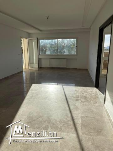 Particulier/location Appartement haut standing neuf aux jardins de Carthage