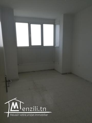 • Appartement sis à sidi Abdelhamid