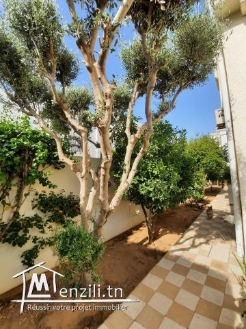 Particulier a particulier Villa ennasr 2 a vendre