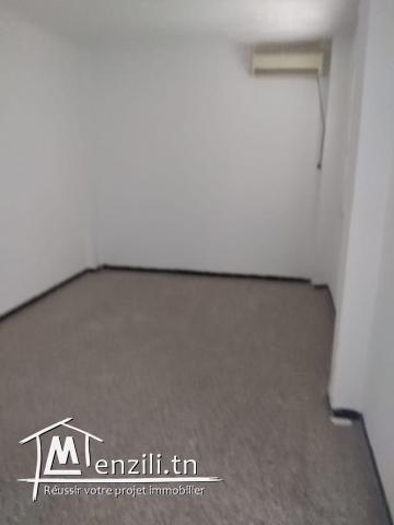 A vendre villa a Ibn Khouldoun