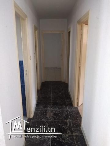 A vendre villa a Ibn Khouldoun