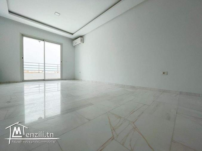 UN BEL APPARTEMENT S2