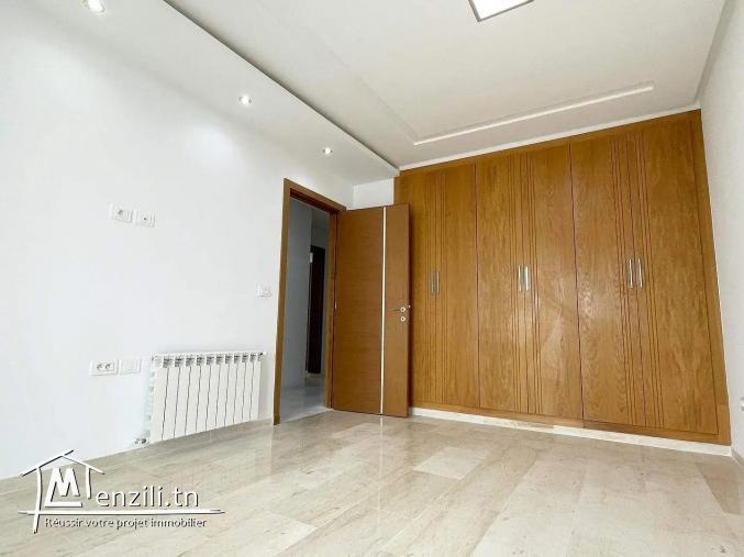 UN BEL APPARTEMENT S2