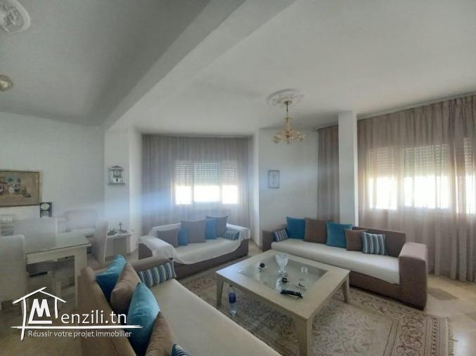 Maison S+2 et 2 studios De246 m² à vendre Carthage