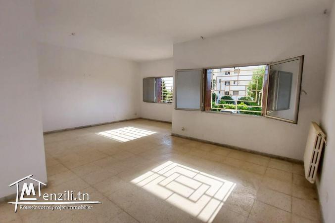 A vendre appartement s+2 à el menzah 6
