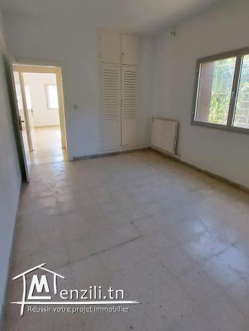A vendre appartement s+2 à el menzah 6