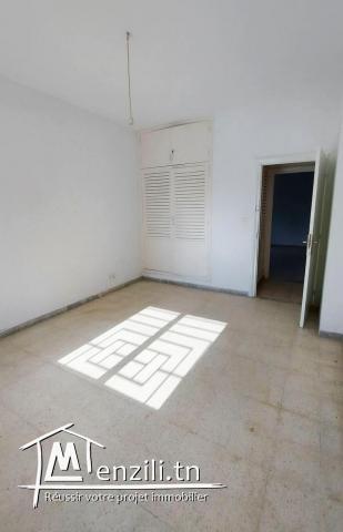 A vendre appartement s+2 à el menzah 6