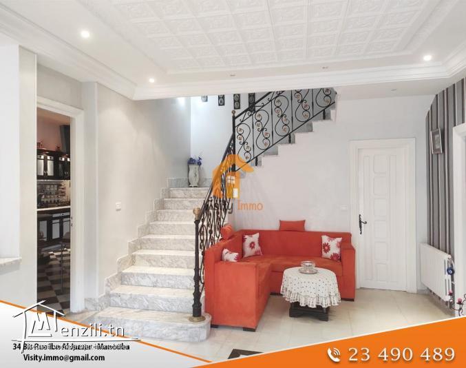 Villa sur deux niveaux à vendre