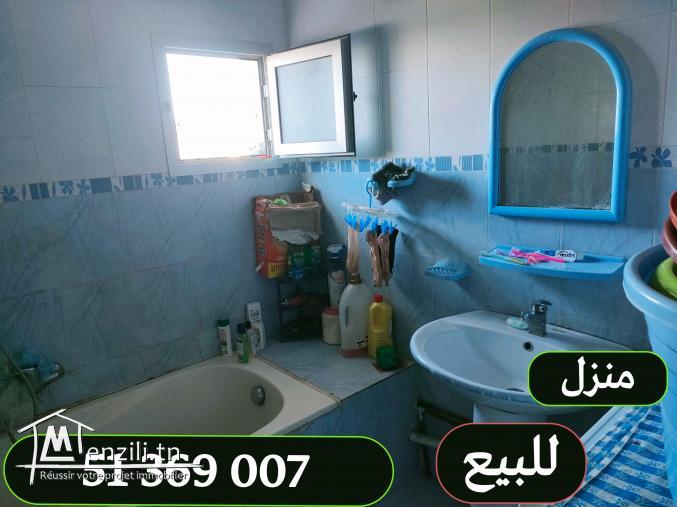 Maison 1er étage à 5 Km du center ville Tabarka