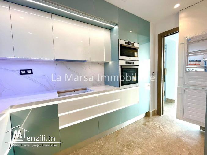 A Louer luxueux triplex s4 avec piscine à Gammarth supérieur