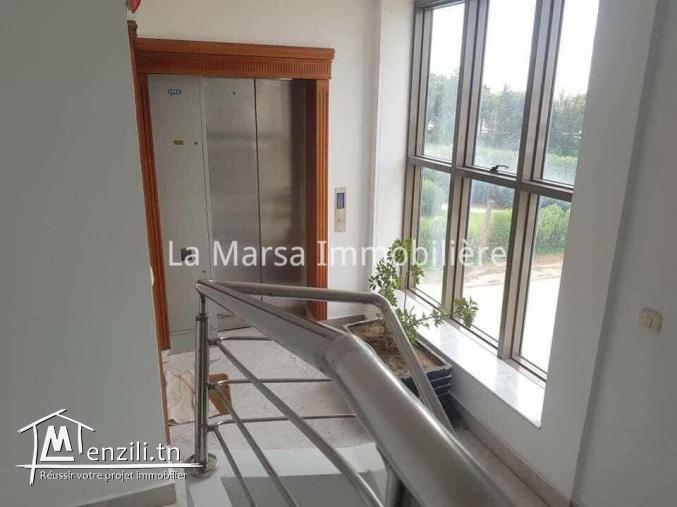 Un appartement s1 meublé offrant une belle vue, Sidi Daoued