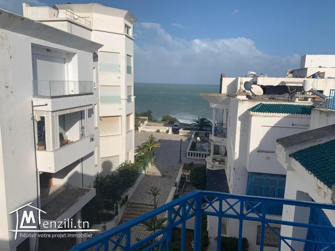Appartement avec une vue epoustouflante sur la Mer situé à Gammarth.